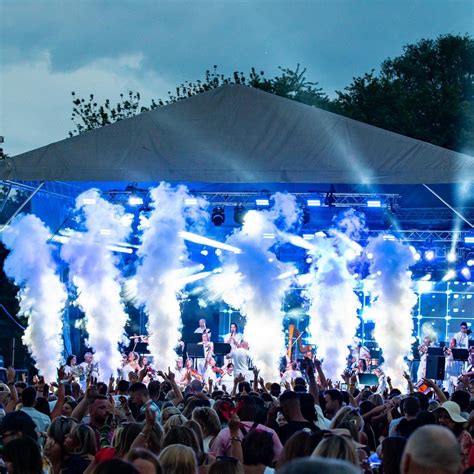 ibiza proms in the park.